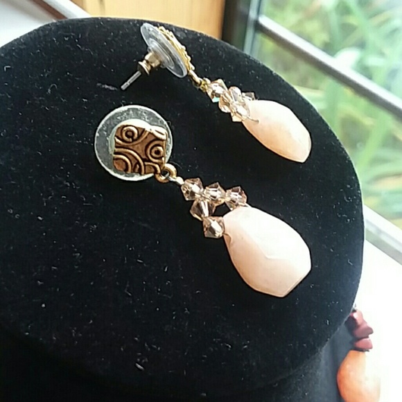 Artisan: B. Aston Natural Stone Necklace/Earrings - Picture 6 of 7